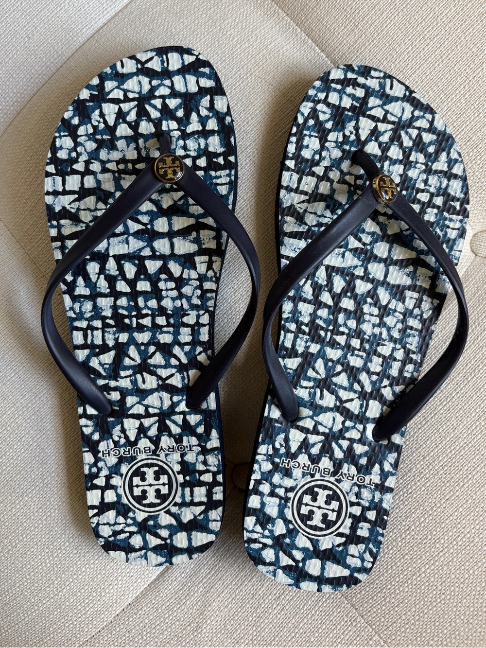Tory Burch sandals / flip flops size 8